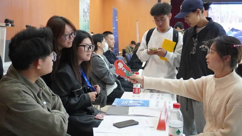 c5720a659629170bcc1f90f795d2fdd18af9679c